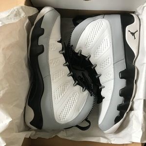 Air Jordan 9 Retro